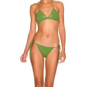 CULT GAIA 🔥🔥💚💚 NWT
Liliana Crochet Bikini Set